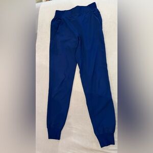 Women’s Lululemon joggers - size 4